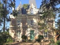 Maison de maître avec piscine et jardin - cœur des Coteaux du Layon, proche Angers et Saumur - FR-1-622-55 - Chambres d'hôtes Faye-d'Anjou
