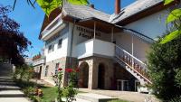 Főnix Apartmanház - Chambres d’hôtes