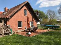 Ferienhaus Hobbyhof Kressin nahe Plau am See - Bed and Breakfast Kressin