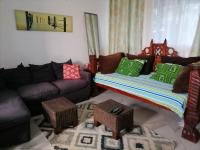 Serene 2 bedroom homestay 15mindrive to the beach - B&B Mombasa