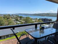 Gosfords Best Location with Views - Bed and Breakfast