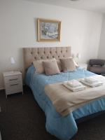 B&B Esquel - ROCAYAS HOME - Bed and Breakfast Esquel