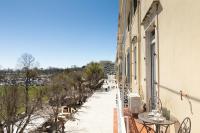 Rivoli Luxurious Seaview Suite in Liston Square - B&B