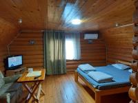 "У вуйка" - Bed and Breakfast Oezjhorod