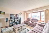 Cedar Rapids Rental with Yard about 6 Mi to Downtown! - B&B