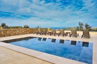 Luxurious Maisonette with Pool & Hot tub in Xaghra - Chambres d’hôtes Tal-Barmil