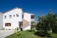 Apartment Danijela - Bed and Breakfast Trogir