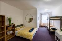 Chambre Quadruple - Accessible aux Personnes à Mobilité Réduite