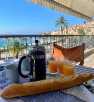 Le Garavan-vue mer-plage-clim-terrasse - B&B Mentone