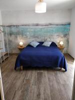 Zimmer mit Kingsize-Bett