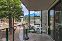 Heavenly Mountain Lake Retreat Near Skiing, Hiking & Biking - Chambres d'hôtes Stateline