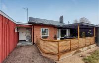 B&B Lidhult - Awesome Home In Lidhult With Wifi And 3 Bedrooms - Bed and Breakfast Lidhult