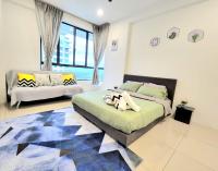 B&B Ipoh - Ipoh Meru - Spacious - 20mins Ipoh Town - 20mins Tambun - Pool View - Near Bus Station - Free 3 Parking by Happy Homestay - Bed and Breakfast Ipoh