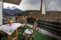 B&B Berchtesgaden - FeWo Berkristall mit Hallenbad - Bed and Breakfast Berchtesgaden