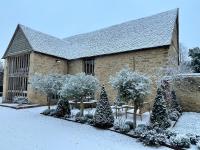 2 bedroom 17th Century Barn with surround sound TV in quiet village near great pubs and walks - Ferienwohnung Great Milton