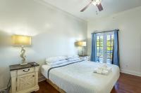 Zimmer mit Queensize-Bett und Gemeinschaftsbalkon