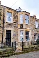 Seashell House with SEA VIEWS and FREE GYM POOL PASS - B&B Amble by the Sea