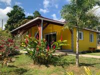 Location villa et piscine privé - Chambres d’hôtes Capesterre-Belle-Eau