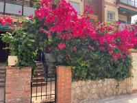 Precioso Bajo en 2a línea de mar - B&B