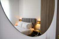 Deluxe Queen Suite - No balcony