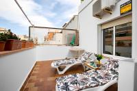 Terrace Apartment - B&B Sant Adrià de Besòs