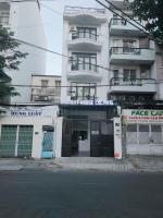 Start House COLIVING Walk 5 minute to the airport - Bed and Breakfast