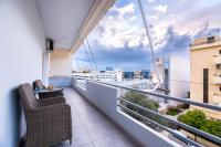 SmartStay Marousi Home with Parking - B&B Atene