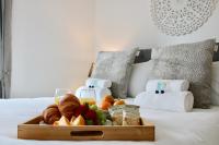 B&B Milton Keynes - Cicero Fairfields by Pay As U Stay - Bed and Breakfast Milton Keynes