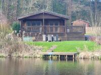 B&B Preston - Immaculate 2-Bed Lodge Next To Lake - Bed and Breakfast Preston