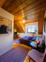 Deluxe Room (2 Adults + 1 Child)