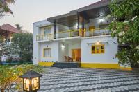 Sunrise Villa Room with Lake View
