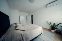 Apartamento con balcón