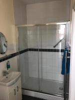 Family Room (2 Adults + 1 Child)