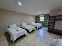Deluxe Family Suite