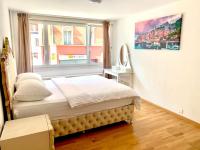 City Apartment - close to town - by PA - B&B