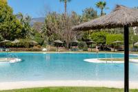 Marbella 2 Bedrooms Terrace - Pool & Parking - Ferienwohnung