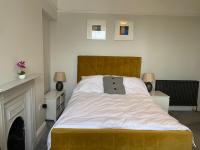 Central en-suite double room - B&B