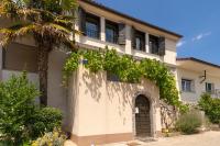 VILLA SALVIA - Holiday house with pool - - Bed and Breakfast