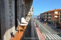Apartamento Llerandi 2C - Amplio balcón en edificio histórico del centro de San Vicente de la Barquera - B&B San Vicente de la Barquera