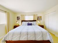 Coco Palms Apartments By Lowkl - B&B
