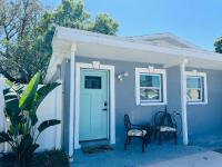 Tropical Casita in Tampa near airport and Raymond James stadium - Bed and Breakfast