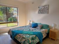 B&B Nambucca Heads - Boyle's Beach House - Fully furnished 3 Bedroom home. Secure parking. - Bed and Breakfast Nambucca Heads