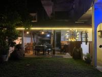 Ceylon Surf Guest and Restaurant - Ferienwohnung Weligama