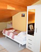 Apartment (3 Adults)