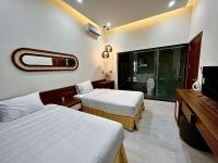 Standard Twin Room with Garden View