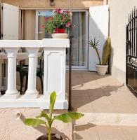 B&B Villeneuve-Loubet - Maisonnette proche Mer Terrasse Parking Climatisée - Bed and Breakfast Villeneuve-Loubet