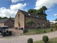 B&B Whiston - 2 Bed Classy Peak District Cottage Barn Near Alton Towers, Polar Bears, Chatsworth House - Bed and Breakfast Whiston