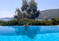 B&B Evgiros - Villa Saphora Sea Front Villa - Bed and Breakfast Evgiros