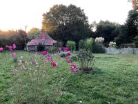 The Dordogne Huts with Private Pool and Jacuzzi - B&B