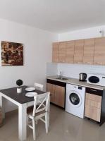 Апартамент Quattro - B&B Dobrich